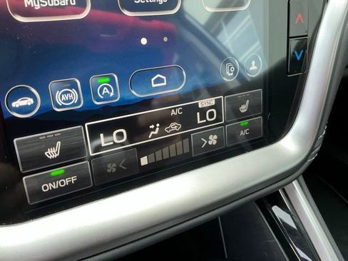 Used 2024 Subaru Outback Limited image 24