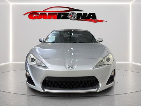 Used 2013 Scion FR-S RWD image 2
