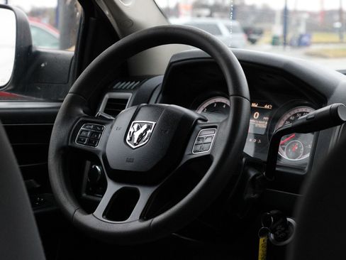 Used 2015 RAM 2500 Tradesman w/ Chrome Appearance Group image 14