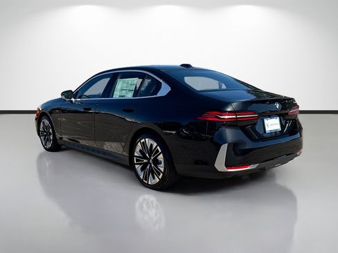 New 2026 BMW 530i image 5