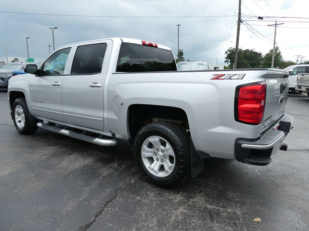 Used 2018 Chevrolet Silverado 1500 LT w/ All Star Edition AWD/4WD image 6