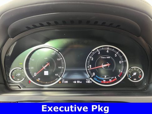 Used 2015 BMW 750Li xDrive image 4