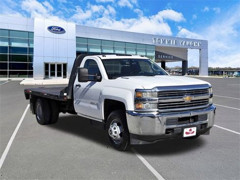 Used 2015 Chevrolet Silverado 3500 W/T image 6