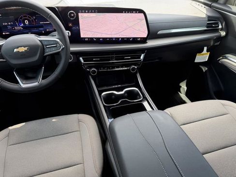 New 2026 Chevrolet Traverse LT FWD image 16
