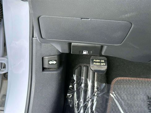 Certified 2024 Nissan Altima 2.5 SR image 21