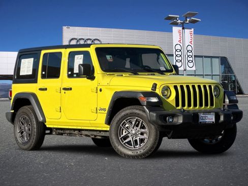 Used 2024 Jeep Wrangler Sport S AWD/4WD image 2