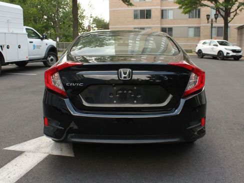 Used 2017 Honda Civic LX image 7