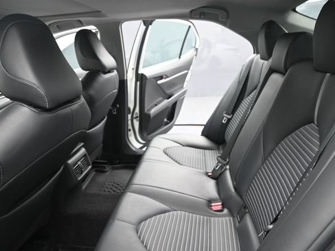 Used 2023 Toyota Camry SE w/ Audio Upgrade Package image 14