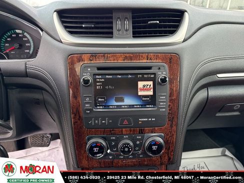 Used 2014 Chevrolet Traverse LT image 19