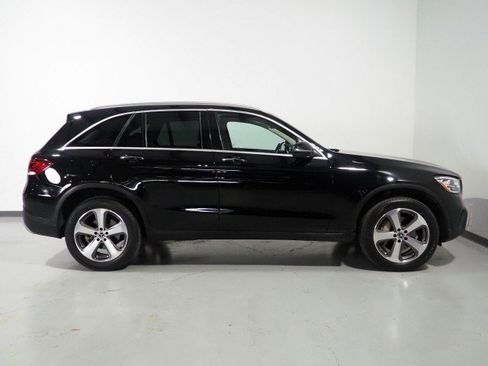 Used 2022 Mercedes-Benz GLC 300 4MATIC image 4