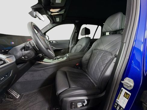 Used 2025 BMW X5 M60i AWD/4WD image 12