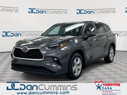 Used 2023 Toyota Highlander LE