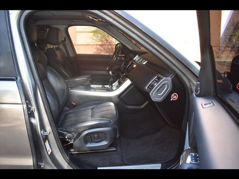 Used 2017 Land Rover Range Rover Sport HSE AWD/4WD image 36