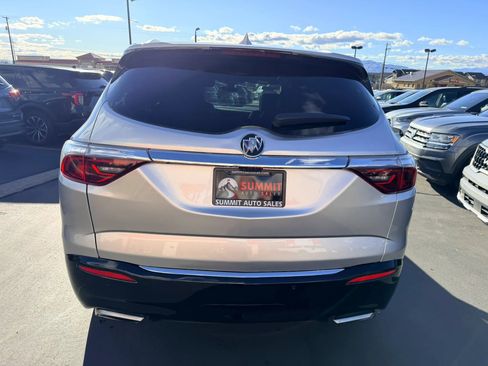 Used 2022 Buick Enclave Premium image 5