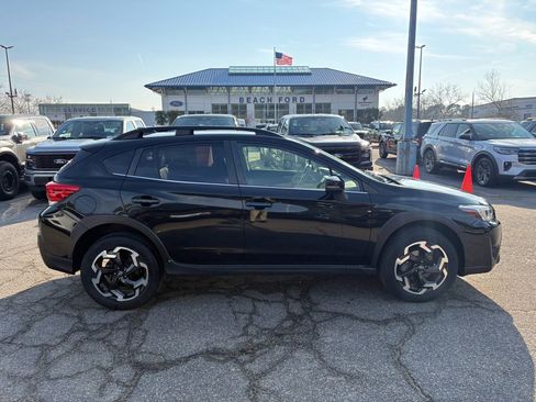 Used 2023 Subaru Crosstrek 2.5i Limited w/ Moonroof Package image 4