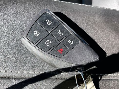 Used 2022 Chevrolet Tahoe LT w/ Luxury Package image 13