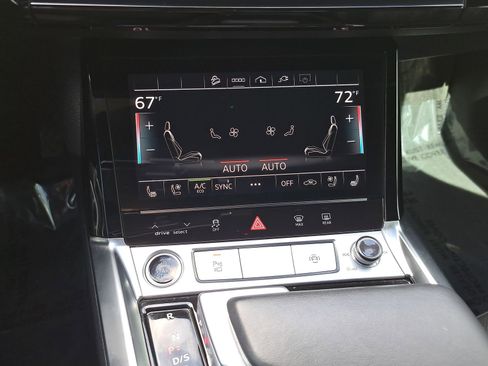 Used 2024 Audi Q8 e-tron Premium Plus w/ Premium Plus Package AWD/4WD image 25