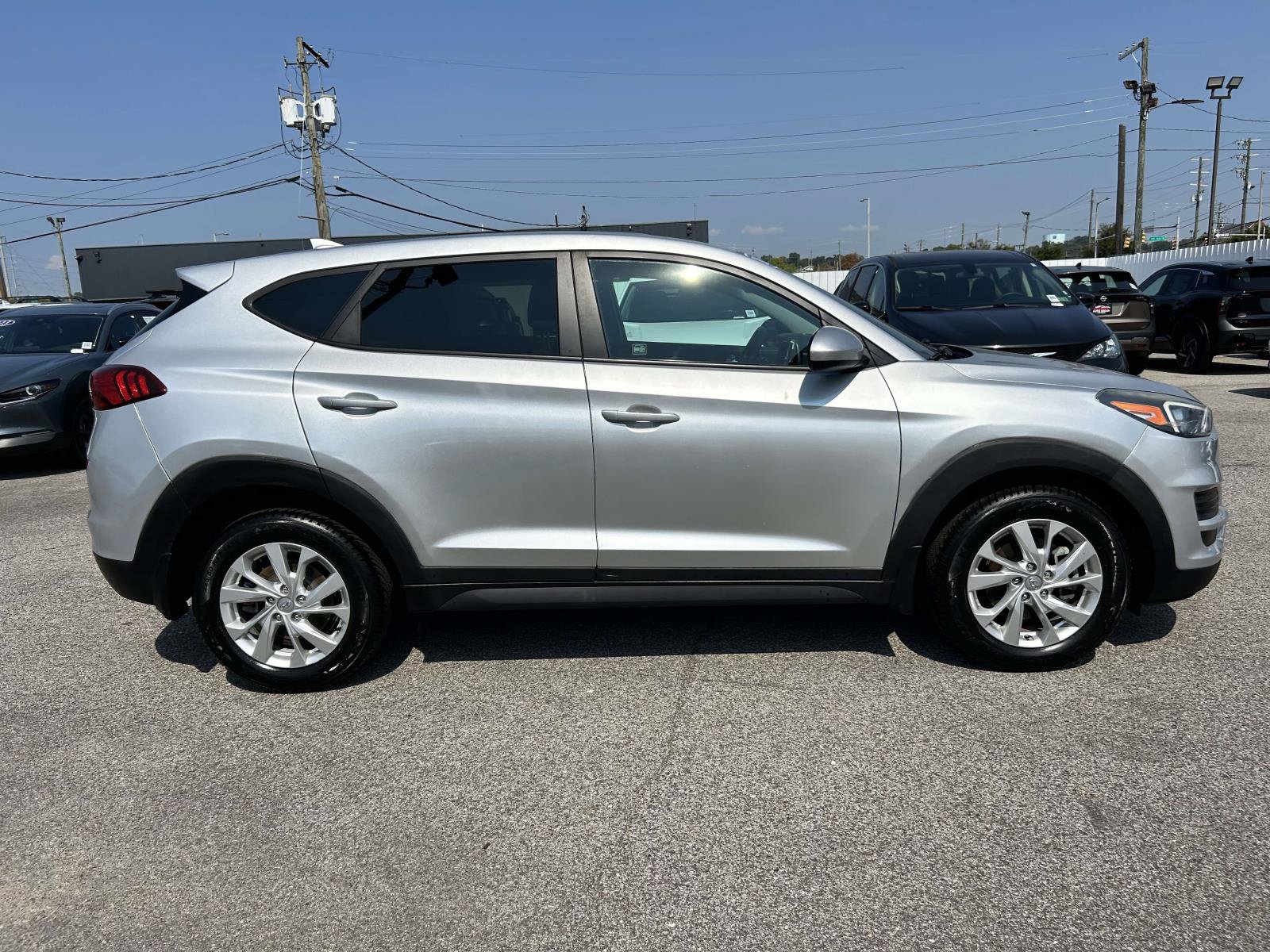 Used 2019 Hyundai Tucson SE FWD image 2