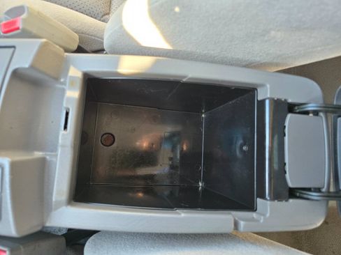 Used 2003 Nissan Maxima SE FWD image 19
