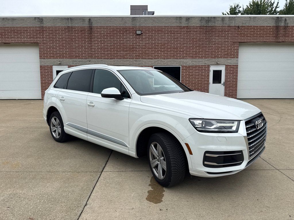 Used 2019 Audi Q7 2.0T Premium w/ Convenience Package AWD/4WD image 3