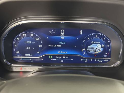 Used 2023 Chevrolet Tahoe Z71 w/ Luxury Package image 55