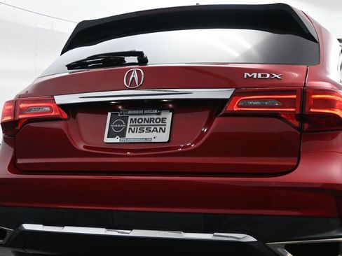 Used 2020 Acura MDX FWD image 10