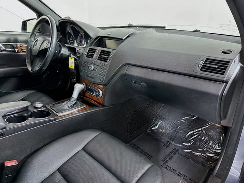 Used 2011 Mercedes-Benz C 300 4MATIC Sedan image 28