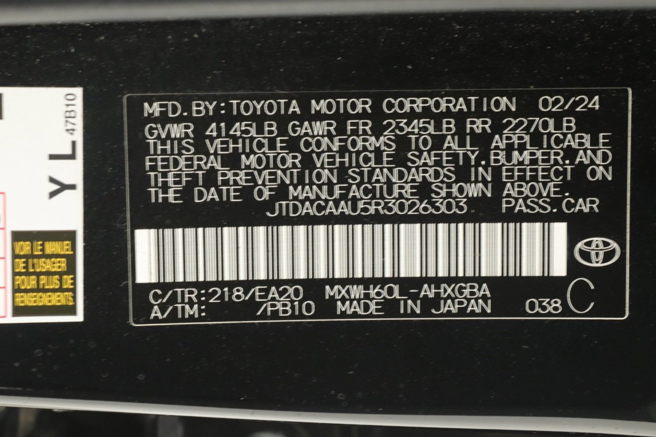 Used 2024 Toyota Prius XLE FWD image 16