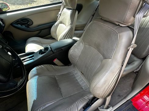 Used 2001 Pontiac Firebird Trans Am RWD image 16
