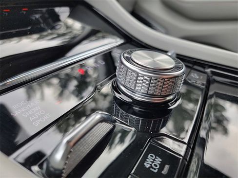 Certified 2023 Jeep Grand Cherokee L Overland w/ Advanced Protech Group III image 31