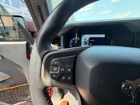 Used 2023 Ford Bronco Badlands w/ Sasquatch Package AWD/4WD image 40