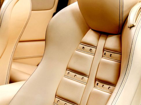 Used 2010 Ferrari California image 73