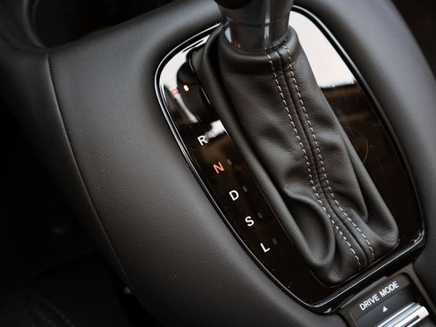 Used 2026 Honda HR-V LX image 30