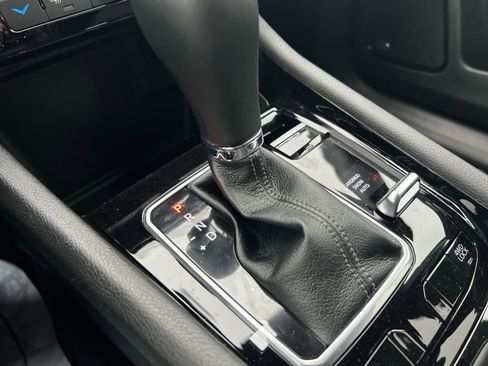 New 2026 Jeep Compass Limited w/ Sun, Sound & Navigation Group image 21