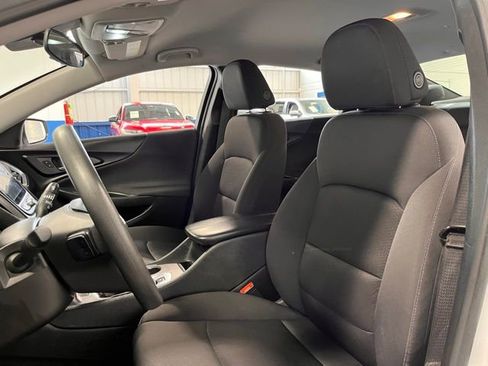 Used 2023 Chevrolet Malibu LT image 22