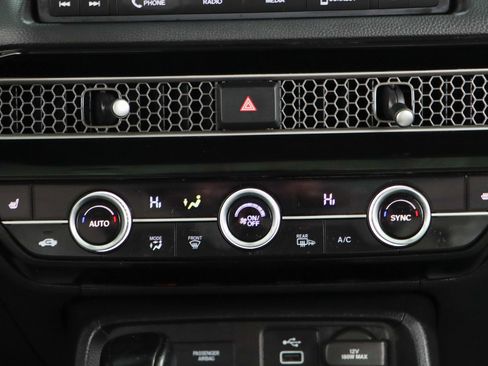 Used 2022 Honda Civic EX image 20