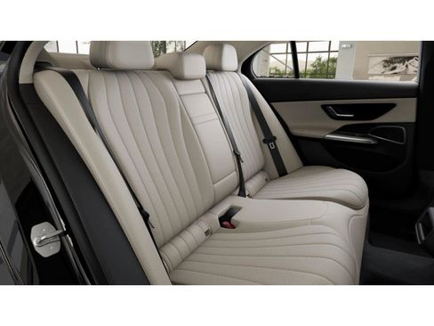 New 2026 Mercedes-Benz E 350 Sedan image 4