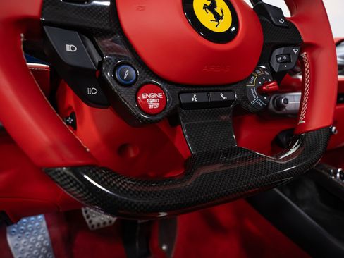 Used 2023 Ferrari 812 GTS RWD image 65