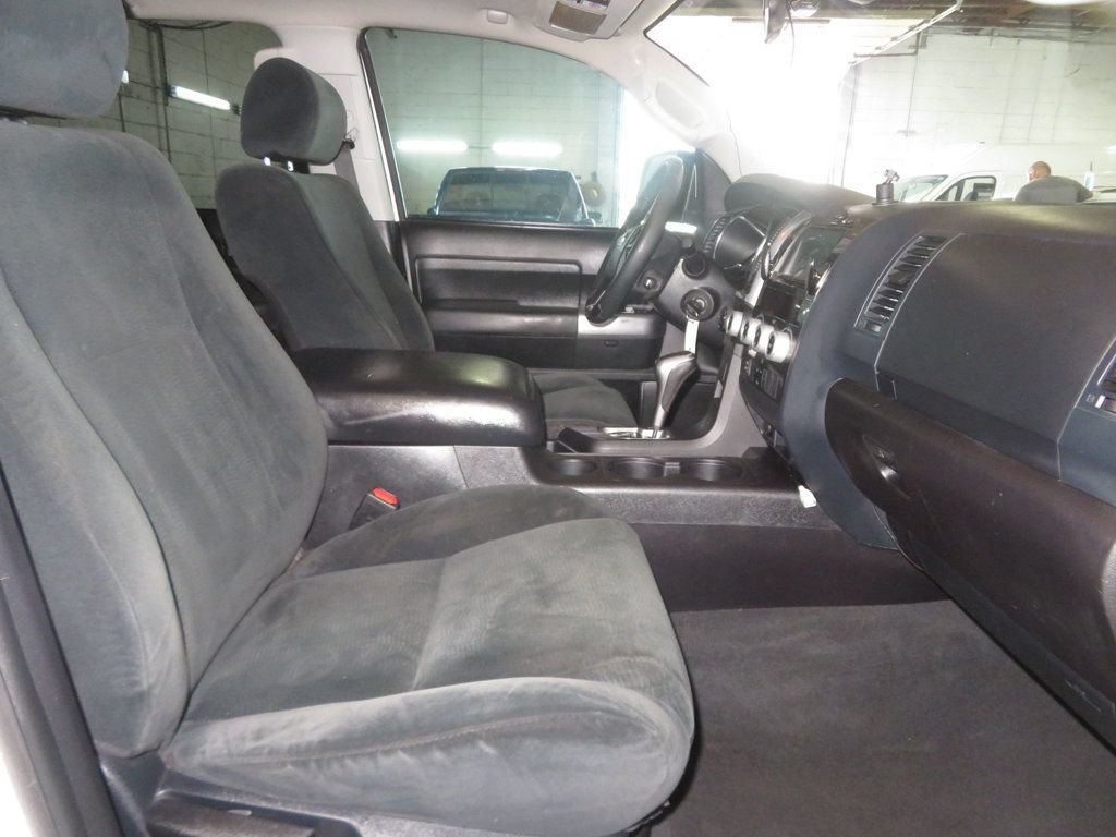 Used 2019 Toyota Sequoia TRD Sport AWD/4WD image 30