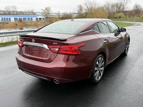 Used 2016 Nissan Maxima SR image 3
