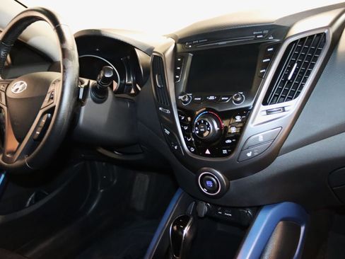 Used 2013 Hyundai Veloster Turbo image 55