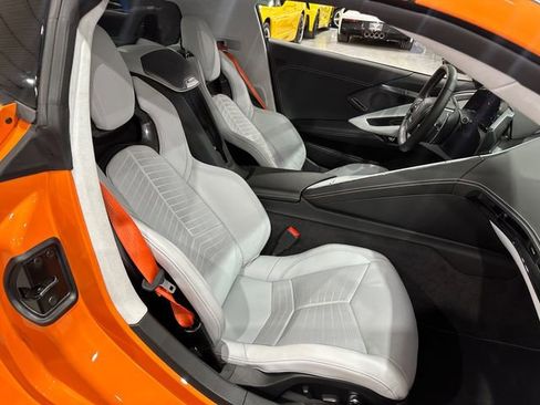 Used 2023 Chevrolet Corvette Stingray Premium Cpe w/ Z51 Performance Package image 18