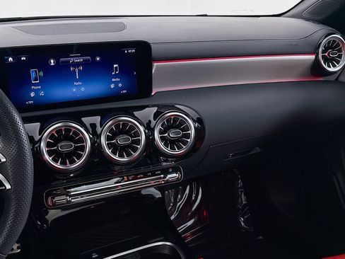 Certified 2026 Mercedes-Benz CLA 250 image 21