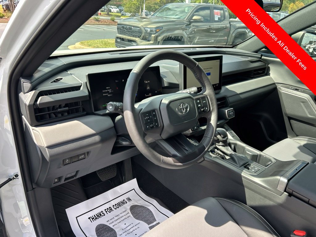 Used 2026 Toyota RAV4 SE w/ Convenience Package FWD image 3