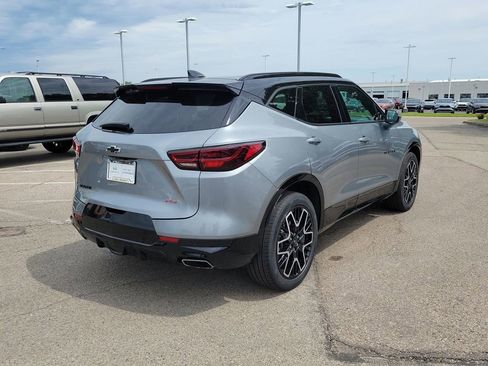 Used 2023 Chevrolet Blazer RS w/ Driver Confidence II Package FWD image 5
