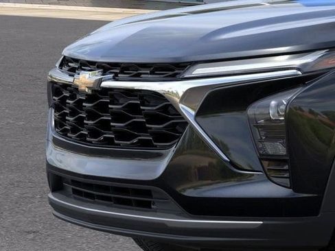 New 2026 Chevrolet Trax LT w/ Driver Confidence Package FWD image 14