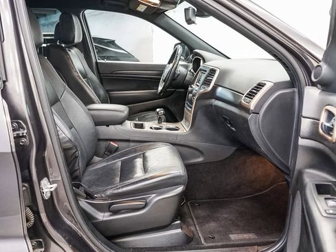 Used 2015 Jeep Grand Cherokee Laredo w/ Quick Order Package 23E image 16