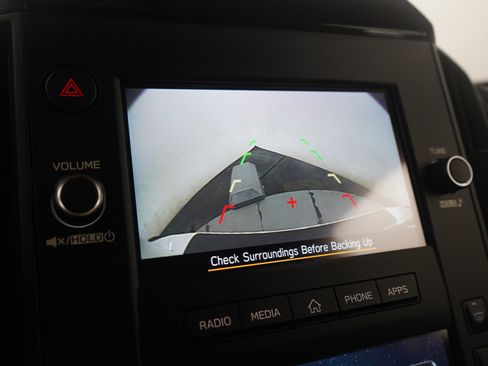 Used 2024 Subaru Crosstrek 2.0i image 27