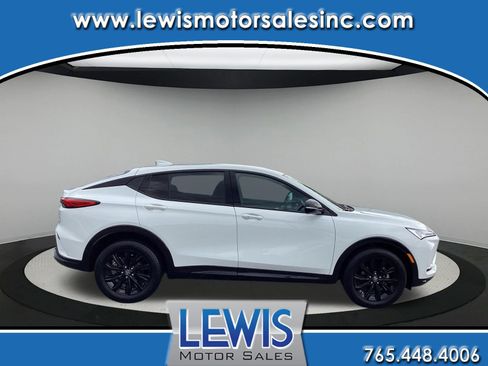 Used 2024 Buick Envista Sport Touring w/ Convenience I Package FWD image 1