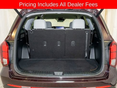 Used 2024 Hyundai Palisade SEL FWD image 5